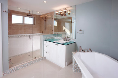 Inspiration for a contemporary bathroom remodel in Miami