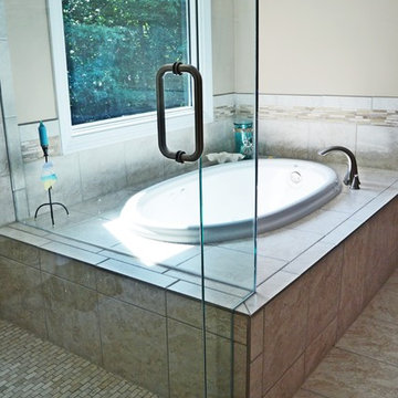 Dunwoody, GA - Compact Master Bathroom Renovation