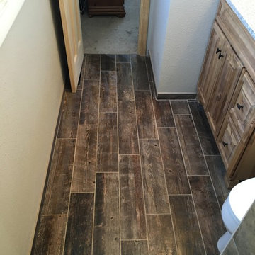 Dyer Master Bathroom