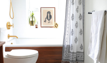 Trending Now: Touches of Black for the Bathroom
