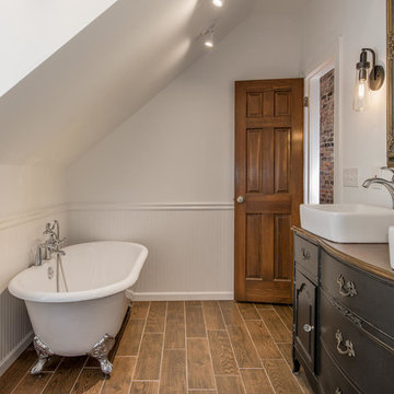 Eclectic Gable Bath