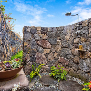 Example of a mid-sized island style bathroom design in Hawaii