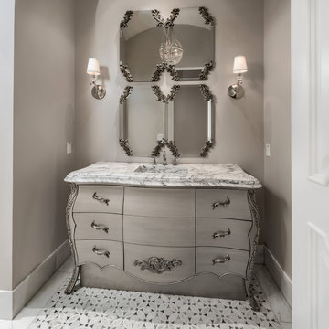 Elegant bathrooms by Fratantoni Design