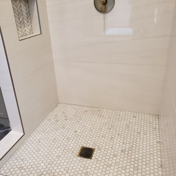 Elegant Luxury Owner's Suite Bath
