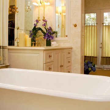 Elegant Marble Master Bath by Bradshaw Designs in San Antonio Texas.