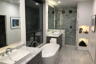 Bathroom photo in Austin