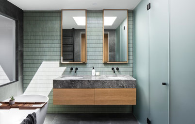 Badeværelse uden klassiske vinduer – med fantastisk lysindfald!