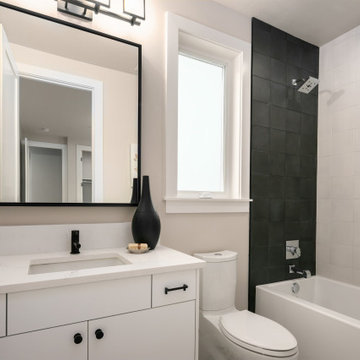 En Suite Bathroom with Black and White Scheme