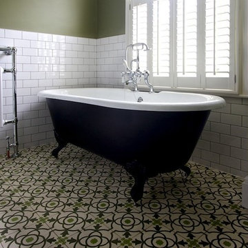 Enaustic Tiles & Cast Iron Clawfoot Bath - Brighton