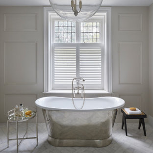 Inspiration for a classic bathroom in Hertfordshire.