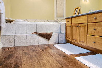 Example of a mid-sized mountain style bathroom design in Toronto