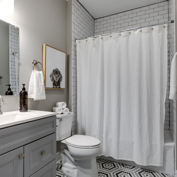Farmhouse Bathroom