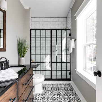 Farmhouse Bathroom