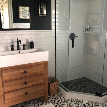 Farmhouse Guest Bedroom/Bathroom Remodel