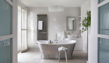Expert Eye: 6 Ways to Incorporate Timber Into Your Bathroom