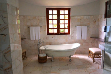 Farmhouse Master Bathroom Suite