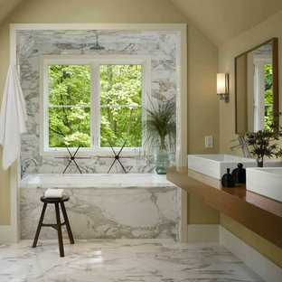 75+ Landhausstil Badezimmer mit Waschtisch aus Holz Ideen & Bilder