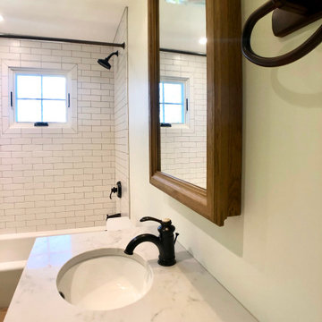 Farmhouse Style Bathroom