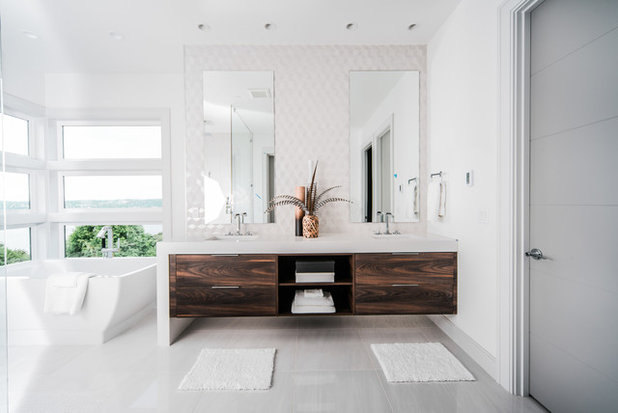 Contemporary Bathroom by Remont Construction