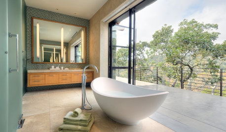 Dream Spaces: 14 Fabulous Indoor-Outdoor Bathrooms