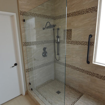Fontana, CA - Transitional Master & Guest Bathroom Remdoel