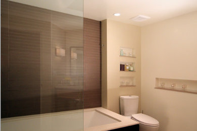 Example of a trendy bathroom design in Phoenix