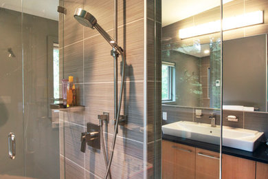 Inspiration for a contemporary bathroom in Vancouver.