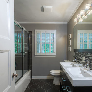 Forest Hills Black & White Bathroom