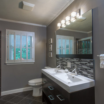 Forest Hills Black & White Bathroom