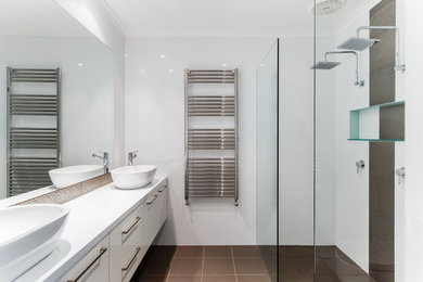 Design ideas for a contemporary bathroom in Sydney.