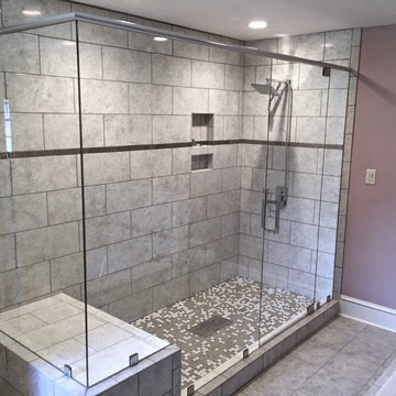 Frameless shower glass with benches