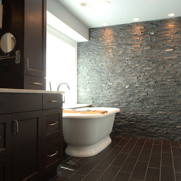 Free Standing Tub Overlooks River View
