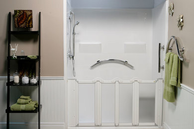 Diseño de cuarto de baño actual con ducha a ras de suelo