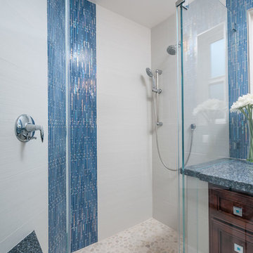 Fremont Coastal-Inspired Bathroom