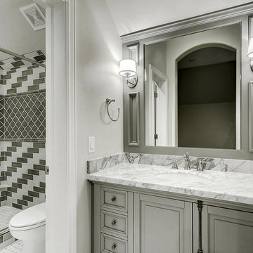 75 French Country Bathroom Ideas You'll Love - May, 2023 | Houzz