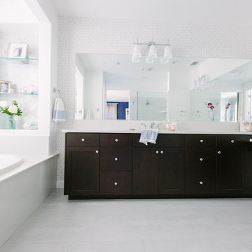 Fresh and Elegant Master Bathroom