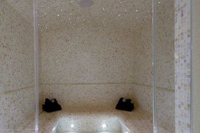 グロスタシャーにあるおしゃれな浴室の写真