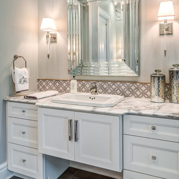 Functional & Fabulous Homarama White Bathroom Vanity