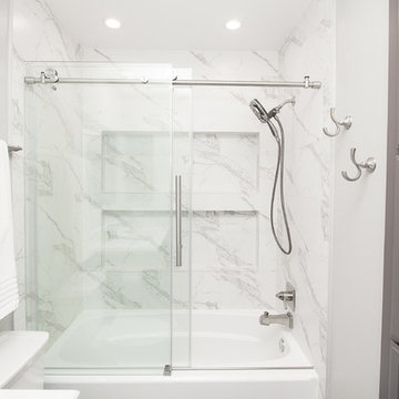 Garden Bend - Guest Bathroom