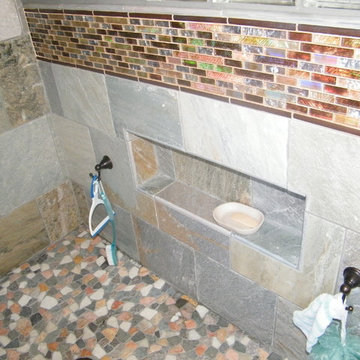 Garito Master Bathroom