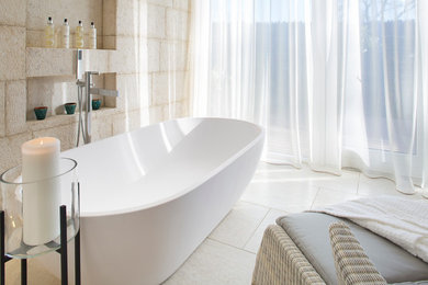 Inspiration pour une salle de bain design.