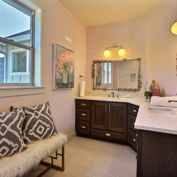Girls' Bath - The Overbrook - Cascade Craftsman Family Home