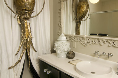 ミネアポリスにあるエクレクティックスタイルのおしゃれな浴室 (ベッセル式洗面器) の写真