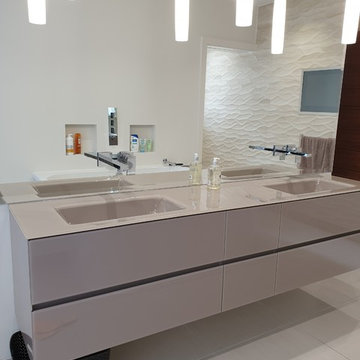 Glass vanity sink unit