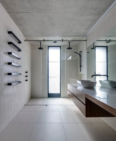 Modern Bathroom by Nobbs Radford Architects