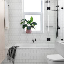 Solutions to 9 Big Problems in Small Bathrooms