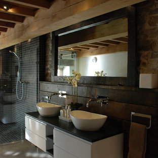 75 Beautiful Rustic Bathroom With A Wall Mount Toilet Pictures Ideas December 2020 Houzz