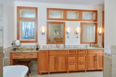 Example of a transitional bathroom design in Minneapolis