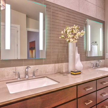 Greater Seattle Area | The Amsterdam Master Bathroom