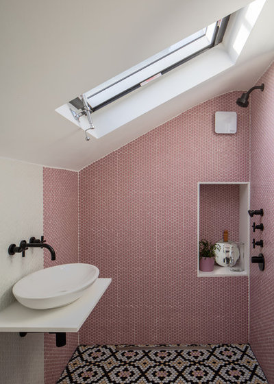 Scandinavian Bathroom by Mike Tuck Studio Architects